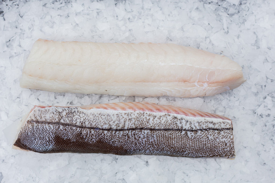Dos d'églefin à la poêle, peau croustillante, beurre et persil